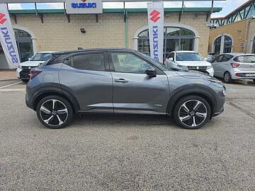 Nissan Juke 1.6 HEV N-Design Auto Grigio tetto nero