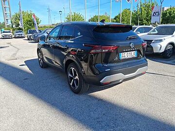 Nissan Qashqai 1.3 MHEV 140 N-Connecta-TETTO PANORAMA Nero
