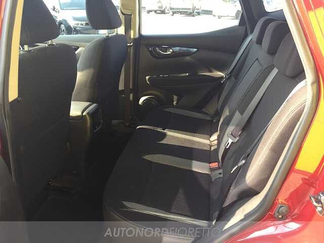 Nissan Qashqai 1.3 dig-t acenta premium 140cv