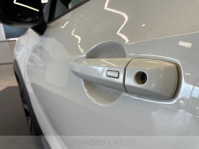 Nissan Juke 1.0 dig-t n-connecta 114cv dct