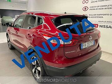 Nissan Qashqai 1.5 dci n-connecta 110cv ROSSO