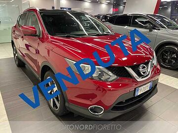 Nissan Qashqai 1.5 dci n-connecta 110cv ROSSO