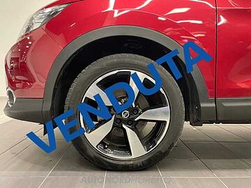 Nissan Qashqai 1.5 dci n-connecta 110cv ROSSO