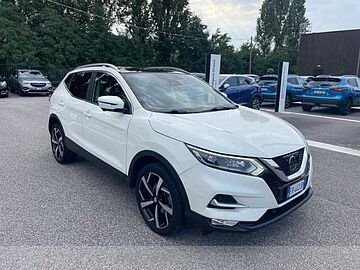 Nissan Qashqai 1.6 dci tekna 2wd 130cv xtronic Autocarro Autocarro BIANCO