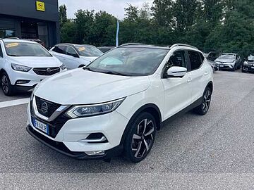 Nissan Qashqai 1.6 dci tekna 2wd 130cv xtronic Autocarro Autocarro BIANCO