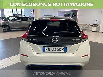 Nissan Leaf n-connecta 40kwh 150cv BIANCO