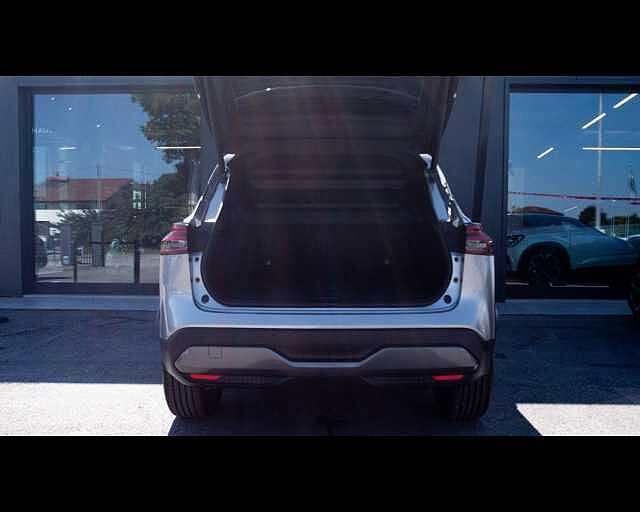 Nissan Qashqai 3&ordf; serie MHEV 140 CV Tekna