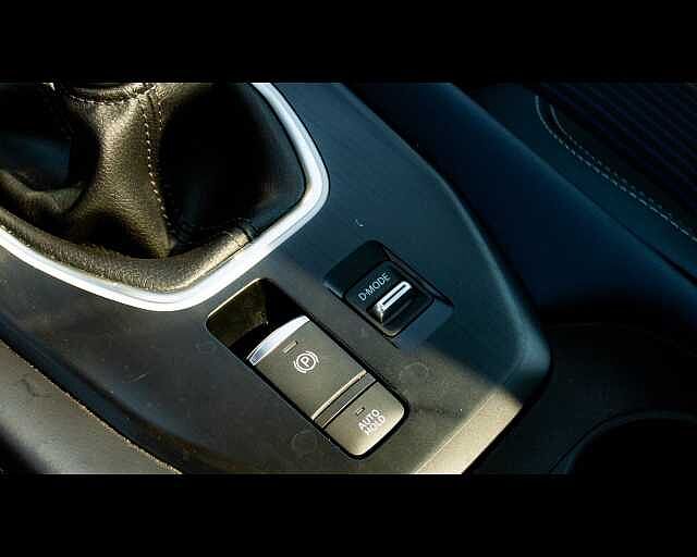 Nissan Qashqai 3&ordf; serie MHEV 140 CV Tekna