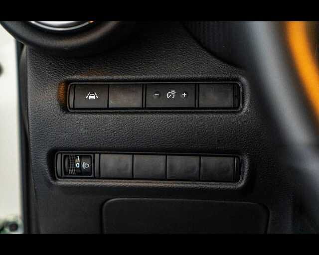 Nissan Juke MY23 N-CONNECTA HEV