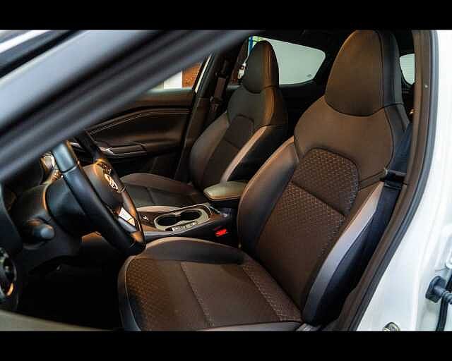 Nissan Juke MY23 N-CONNECTA HEV