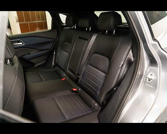 Nissan Qashqai 3&ordf; serie MHEV 140 CV Tekna