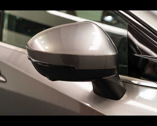 Nissan Qashqai 3&ordf; serie MHEV 140 CV Tekna