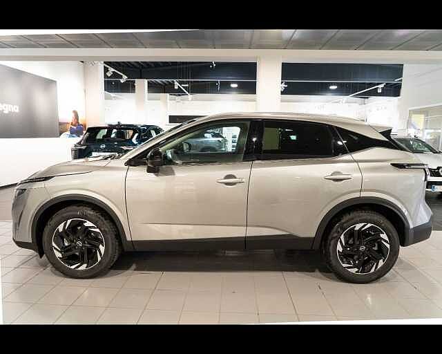 Nissan Qashqai NEW N-CONNECTA MHYB 140CV MT 2W