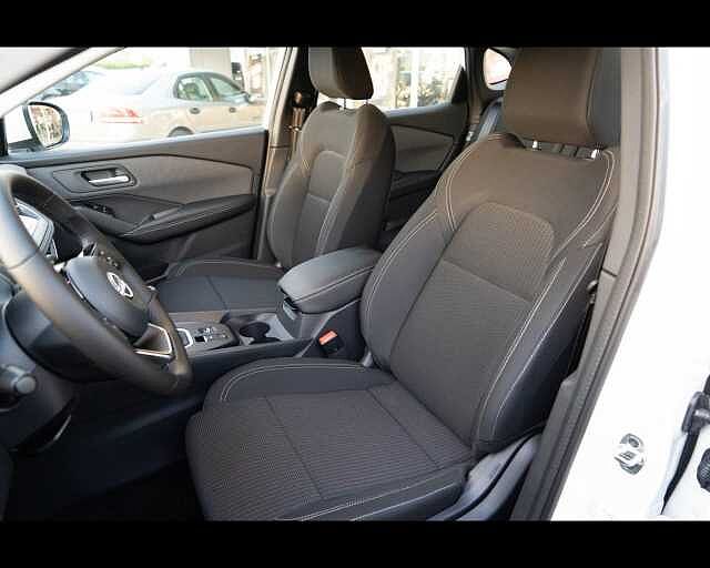 Nissan Qashqai NEW ACENTA MHYB 140CV MT 2WD