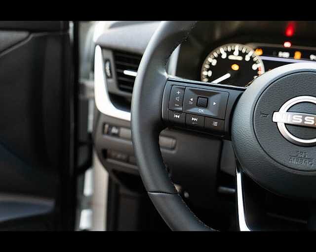 Nissan Qashqai NEW ACENTA MHYB 140CV MT 2WD