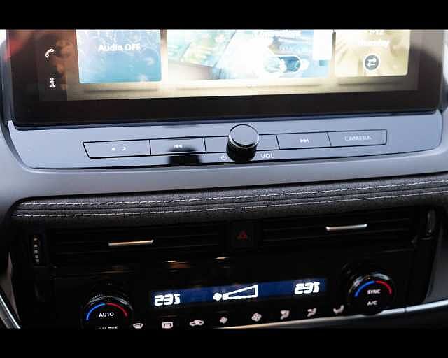 Nissan Qashqai NEW ACENTA MHYB 140CV MT 2WD