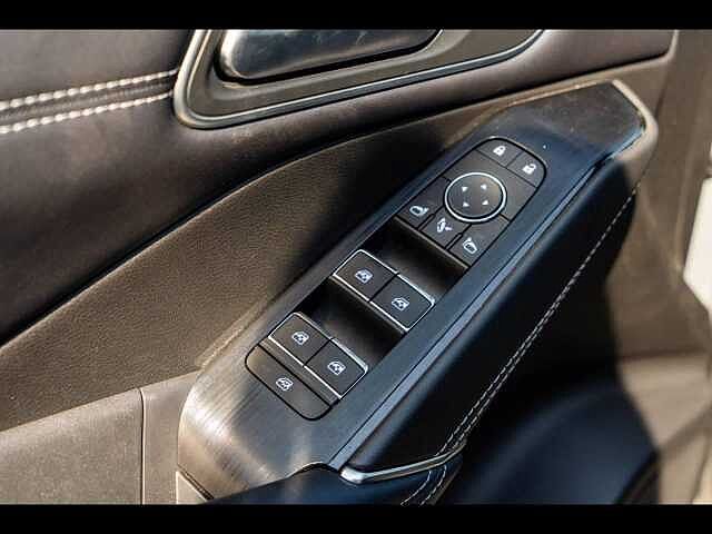 Nissan Qashqai 3&ordf; serie MHEV 140 CV Tekna