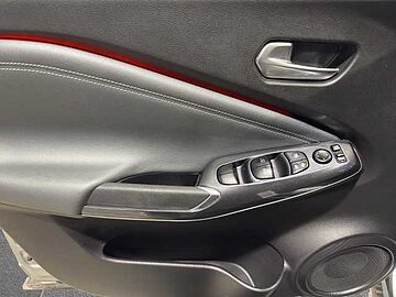 Nissan Juke Juke 1.0 dig-t N-Connecta 117cv dct grey