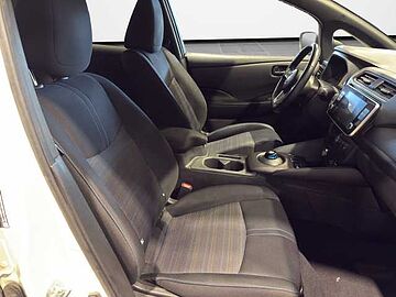 Nissan Leaf Leaf e+ N-Connecta 62kWh 217cv white