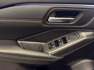 Nissan Qashqai Qashqai 1.5 e-power N-Connecta 2wd black