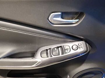 Nissan Juke Juke 1.6 hev Tekna blue