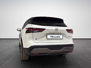 Nissan Qashqai Qashqai 1.5 e-power Tekna+ 2wd white