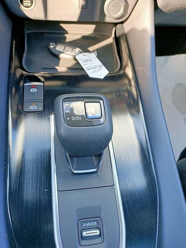 Nissan Qashqai 1.3 Mild Hybrid 158cv Tekna+ 2WD Xtronic 1.3 mhev Tekna+ 2wd 158cv xtronic