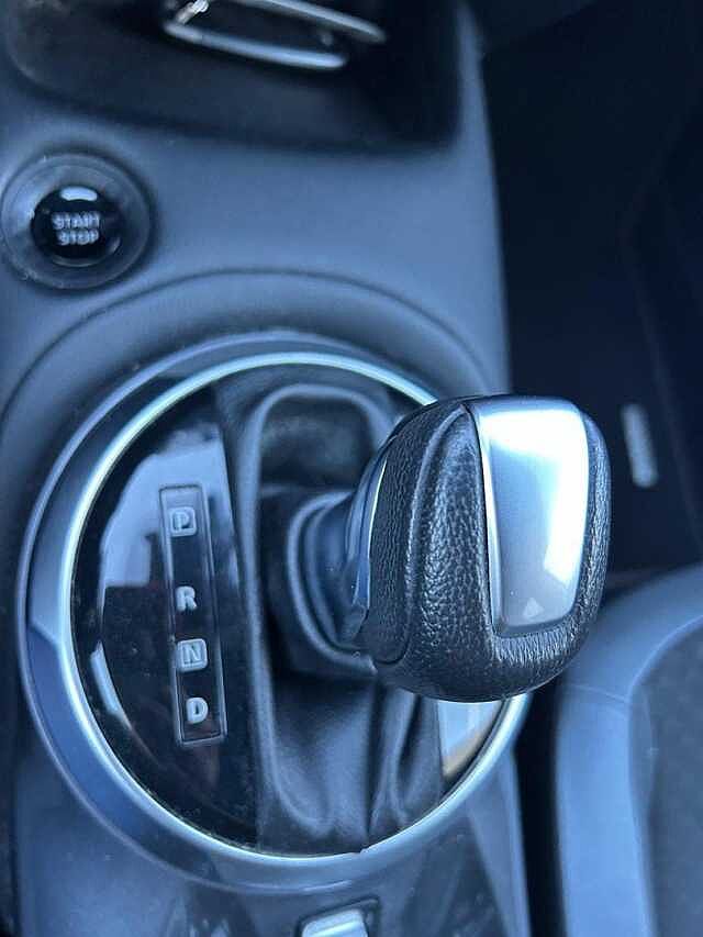 Nissan Juke 1.6 hev N-Connecta