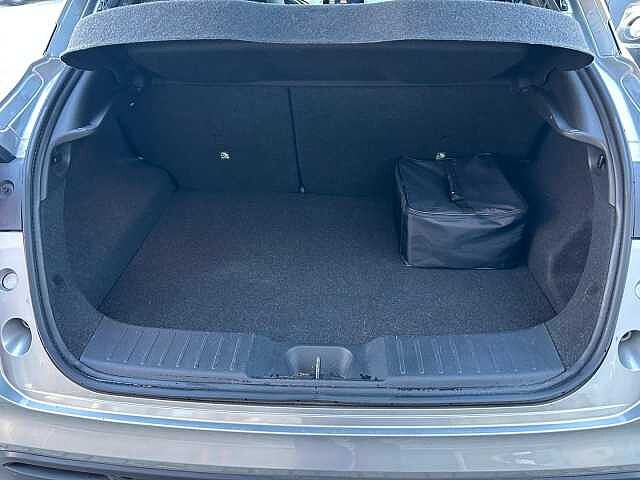 Nissan Juke 1.6 hev N-Connecta