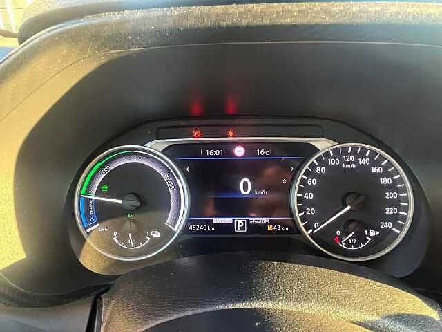 Nissan Juke 1.6 hev N-Connecta