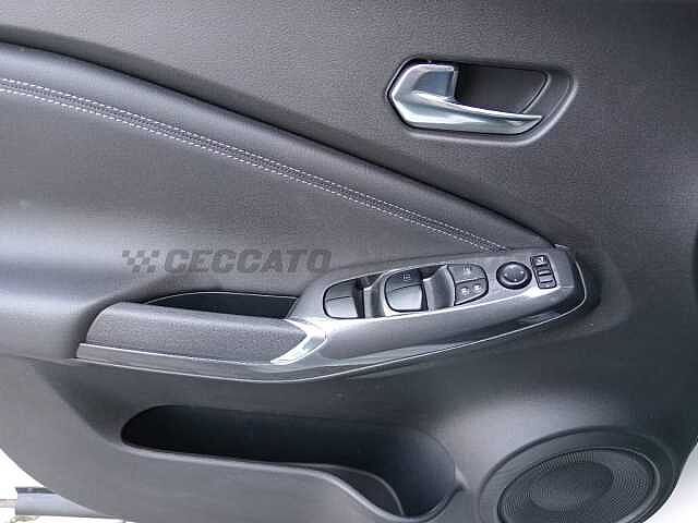 Nissan Juke 1.0 dig-t N-Connecta 114cv dct