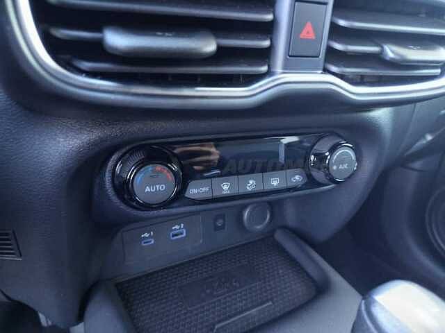 Nissan Juke 1.0 dig-t N-Connecta 114cv dct