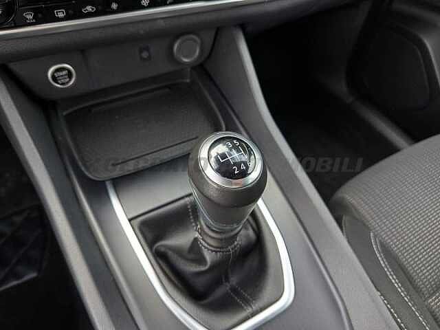 Nissan Qashqai 1.3 mhev Acenta 2wd 140cv