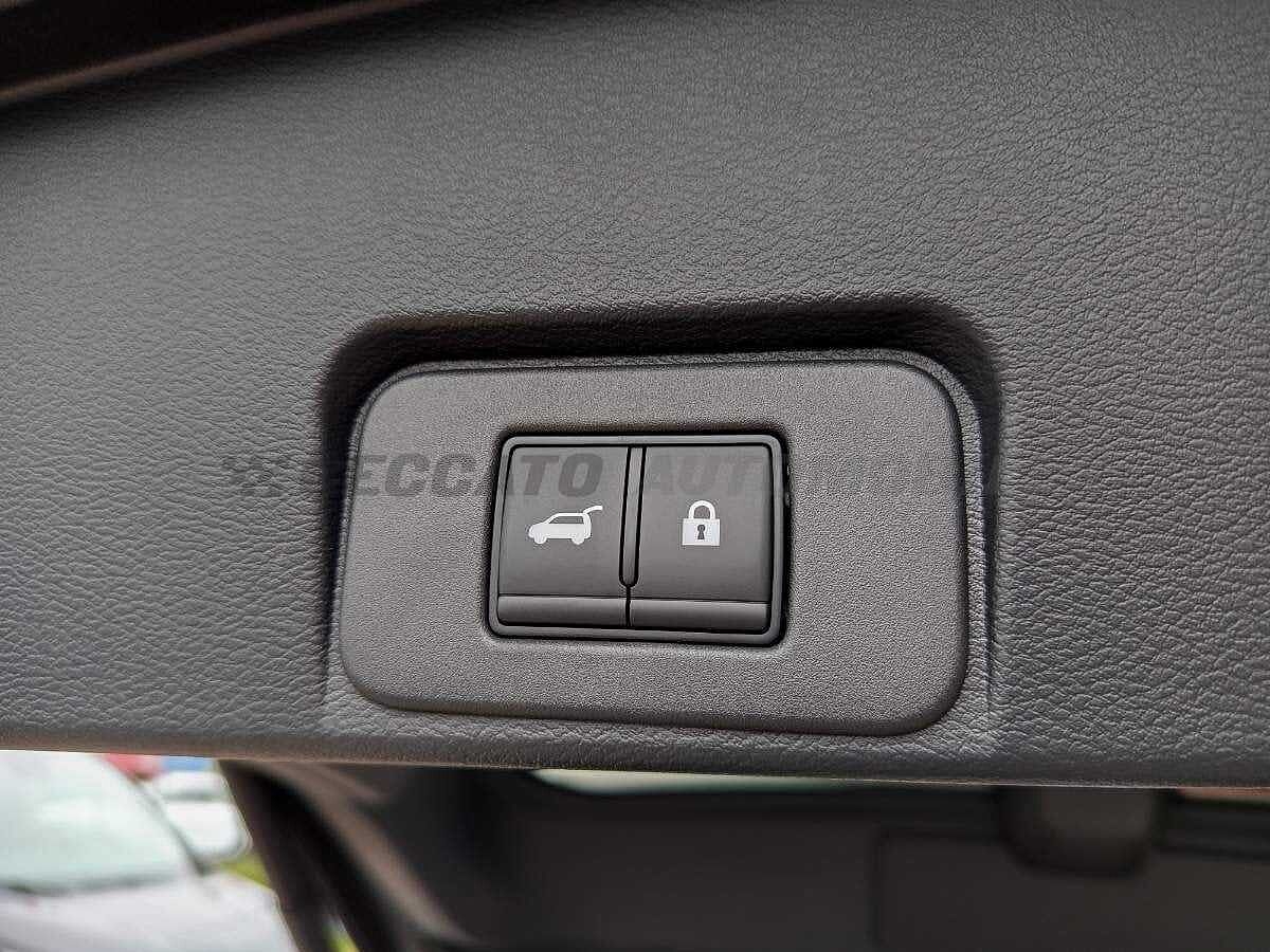 Nissan X-Trail 1.5 e-power Tekna 2wd auto