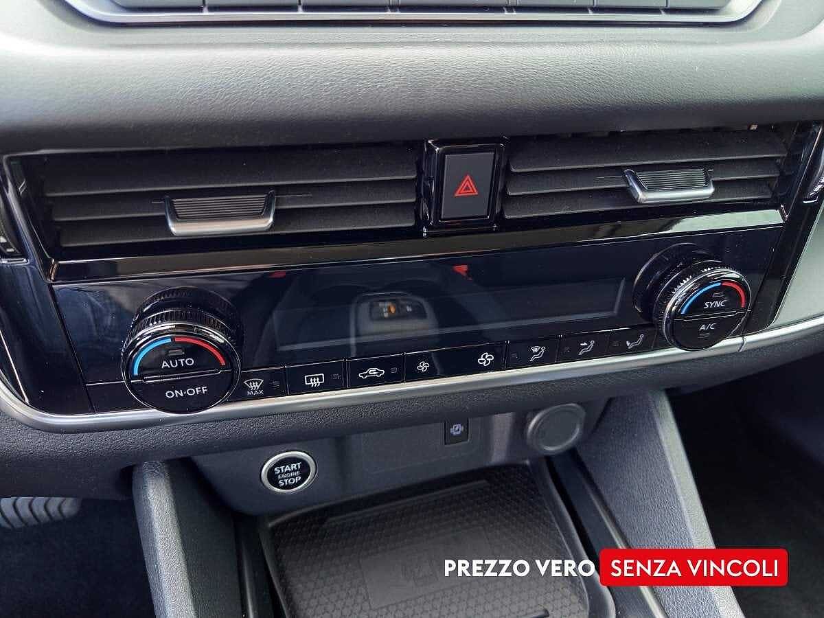 Nissan Qashqai 1.3 mhev Business 2wd 158cv xtronic