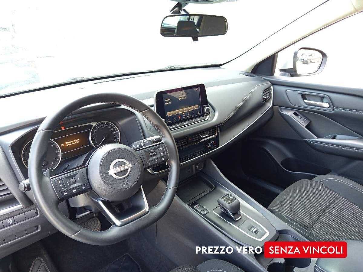 Nissan Qashqai 1.3 mhev Business 2wd 158cv xtronic