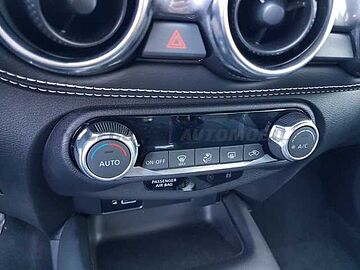 Nissan Juke 1.0 dig-t N-Connecta 114cv dct Grigio