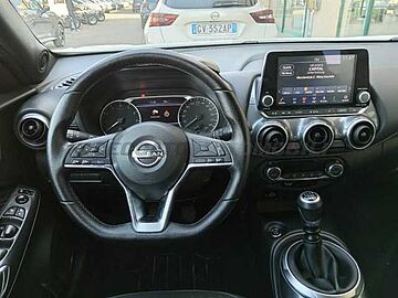 Nissan Juke 1.0 dig-t N-Connecta 114cv Bianco