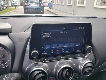 Nissan Juke 1.0 dig-t N-Connecta 114cv dct Grigio