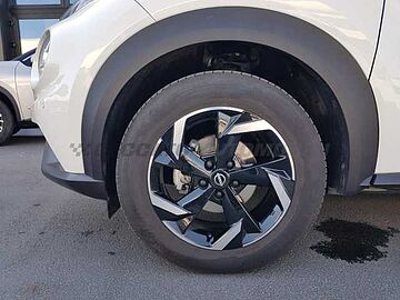Nissan Juke 1.0 dig-t N-Connecta 114cv Bianco