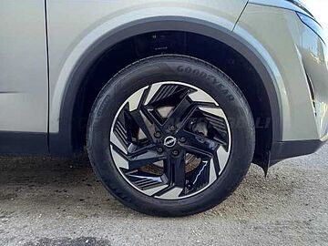 Nissan Qashqai 1.3 mhev N-Connecta 2wd 158cv xtronic Grigio