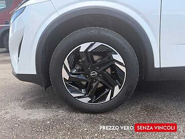 Nissan Qashqai 1.3 mhev N-Connecta 2wd 140cv Bianco