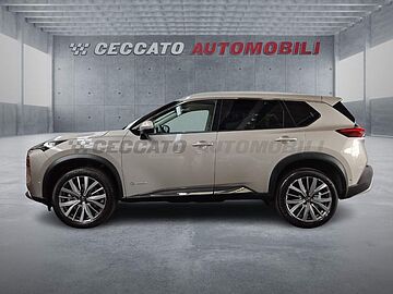 Nissan X-Trail 1.5 e-power Tekna 2wd auto Beige
