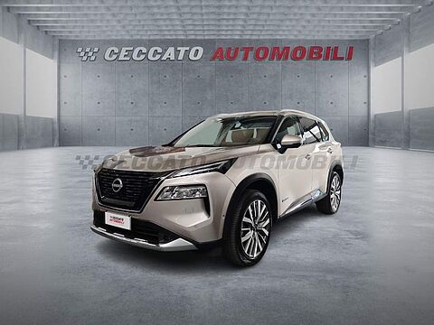 Nissan X-Trail 1.5 e-power Tekna 2wd auto Beige