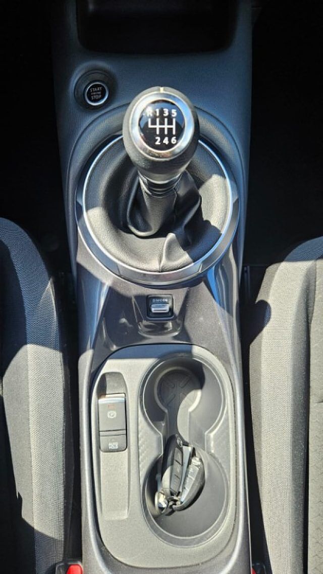 Nissan Juke 1.0 DIG-T 114 CV N-Connecta