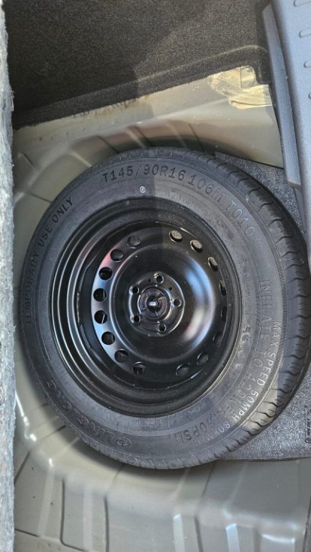 Nissan Juke 1.0 DIG-T 114 CV N-Connecta