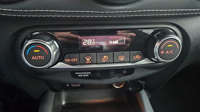 Nissan Juke 1.0 DIG-T 114 CV N-Connecta