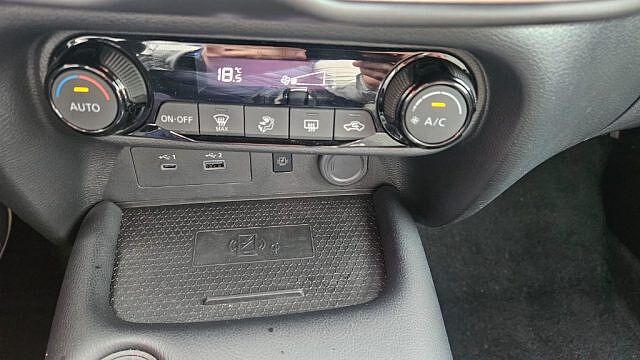 Nissan Juke 1.0 DIG-T 114 CV DCT N-Connecta