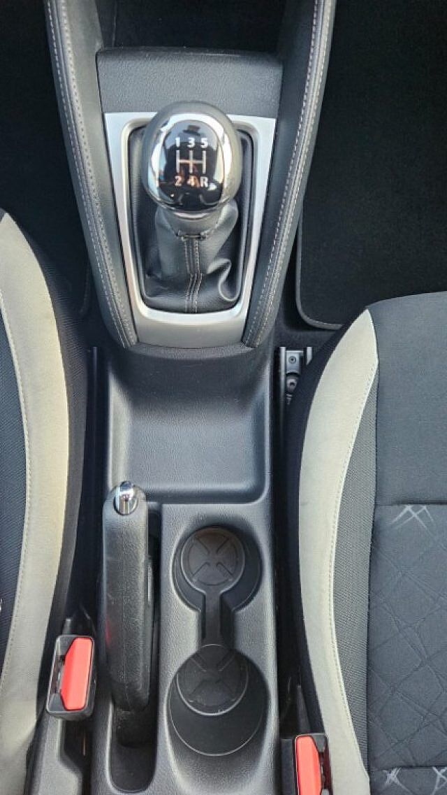 Nissan Micra 1.0L 12V 5 porte Acenta