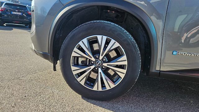 Nissan X-Trail e-Power e-4orce 4WD 7 posti N-Connecta